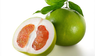Combat Aging and Other Health Issues with Pomelos