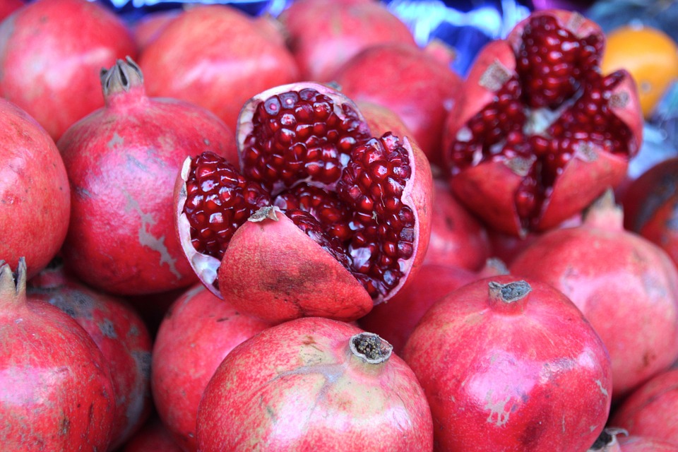 great-benefits-of-pomegranates