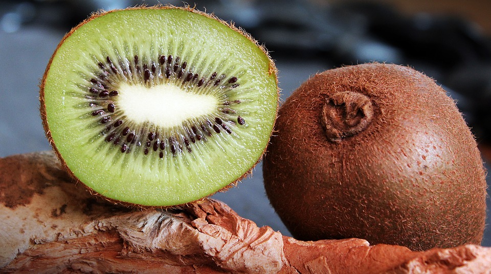 kiwi-mask-for-your-skin
